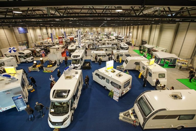 ACC-Mittelseite-als-großes-Bild-00153Transporter-Tage-16-Marco-Voigt